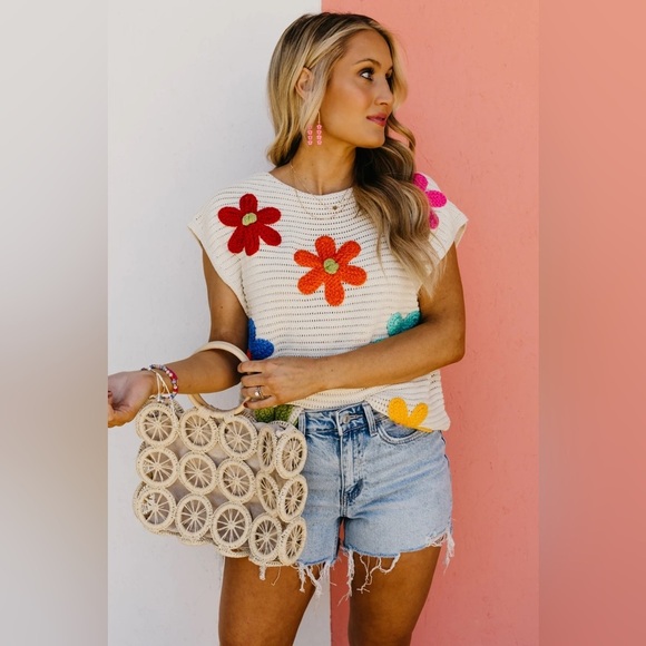 Ivory floral crochet knit dolman short sleeve boho bohemian sweater - Picture 7 of 12